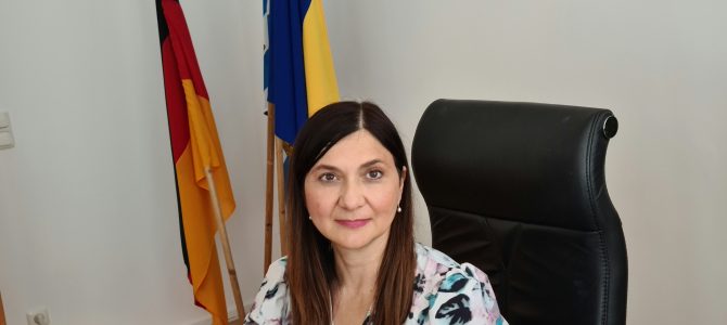 Generalna konzulica Sajić na digitalnom prijemu za članove konzularnog kora koji je organizovao premijer Tiringije
